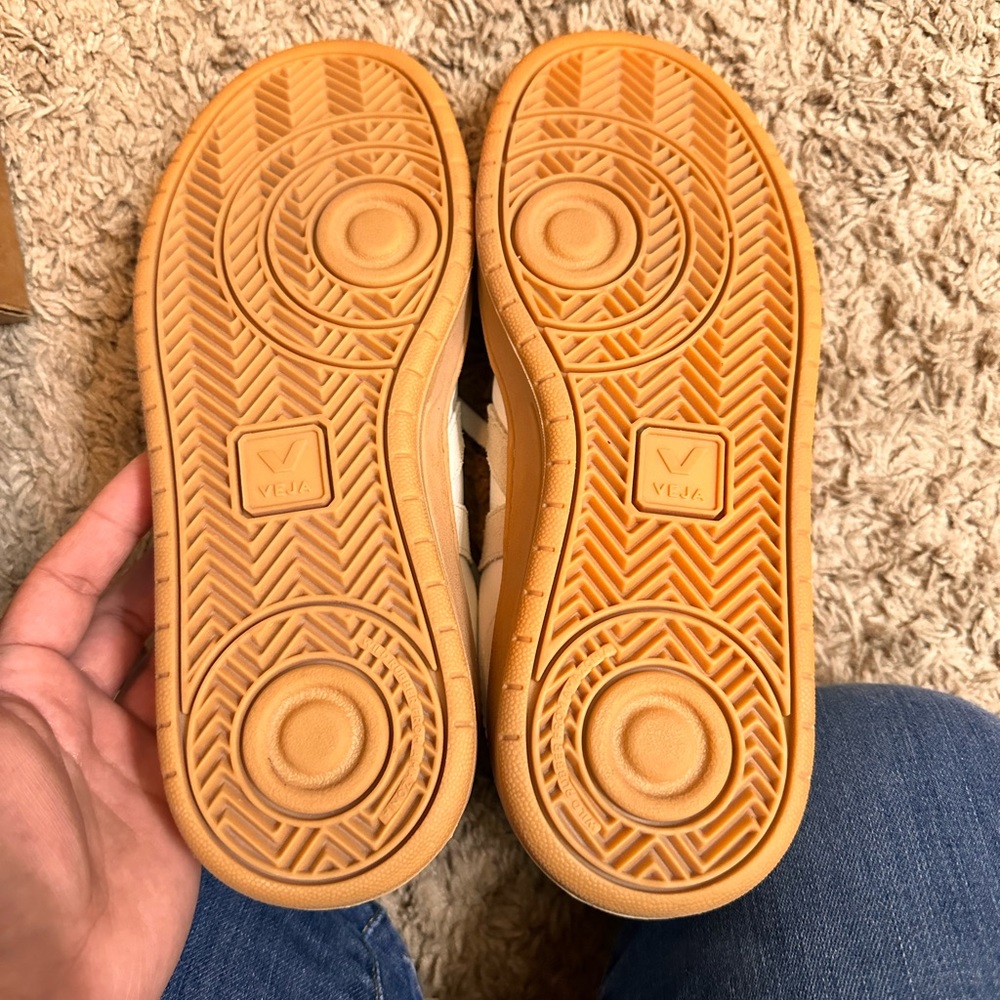 Veja shoes